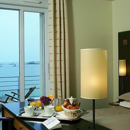 L'Hotel De Carantec Buitenkant foto